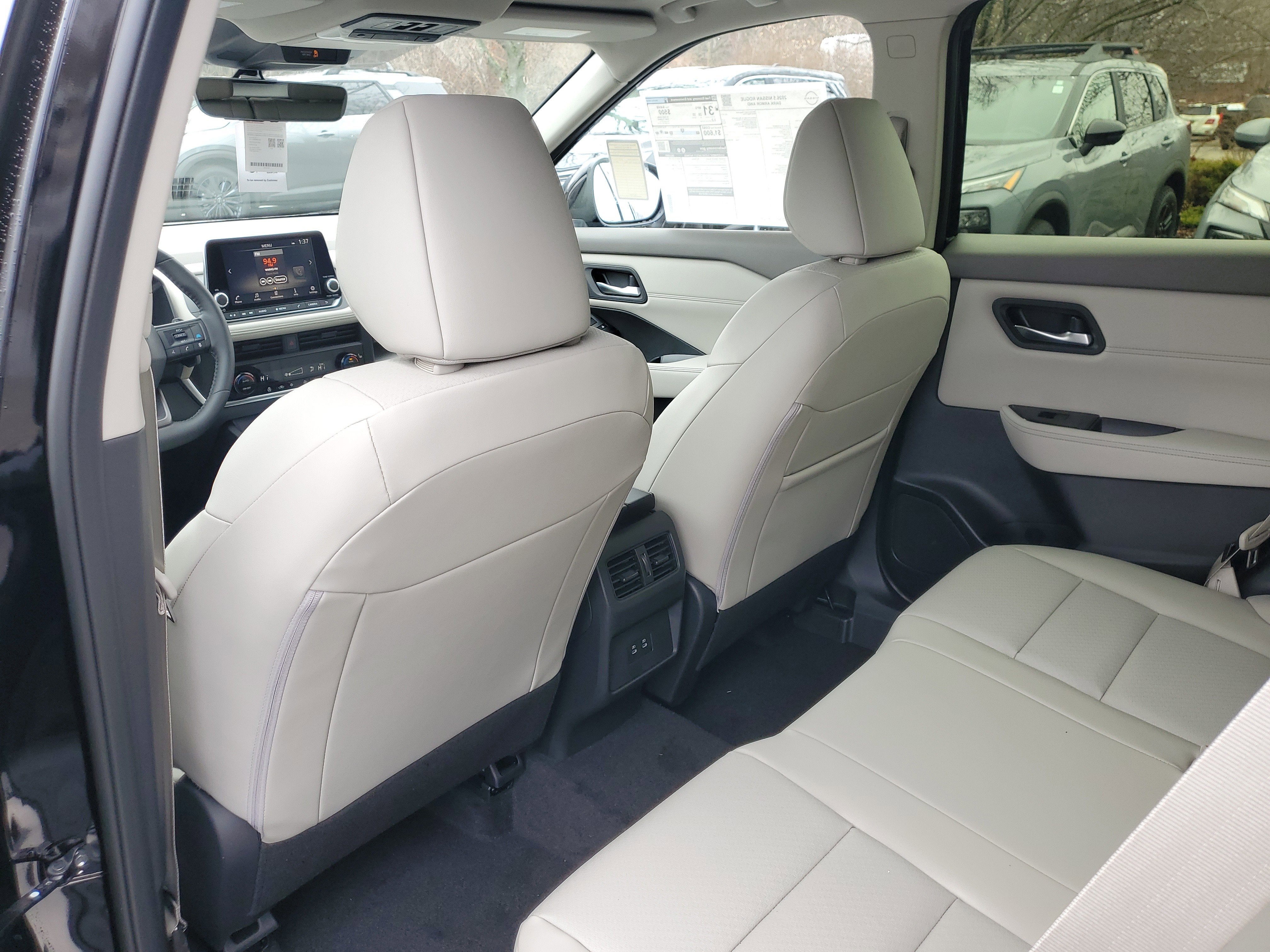 2026 Nissan Rogue Dark Armor™