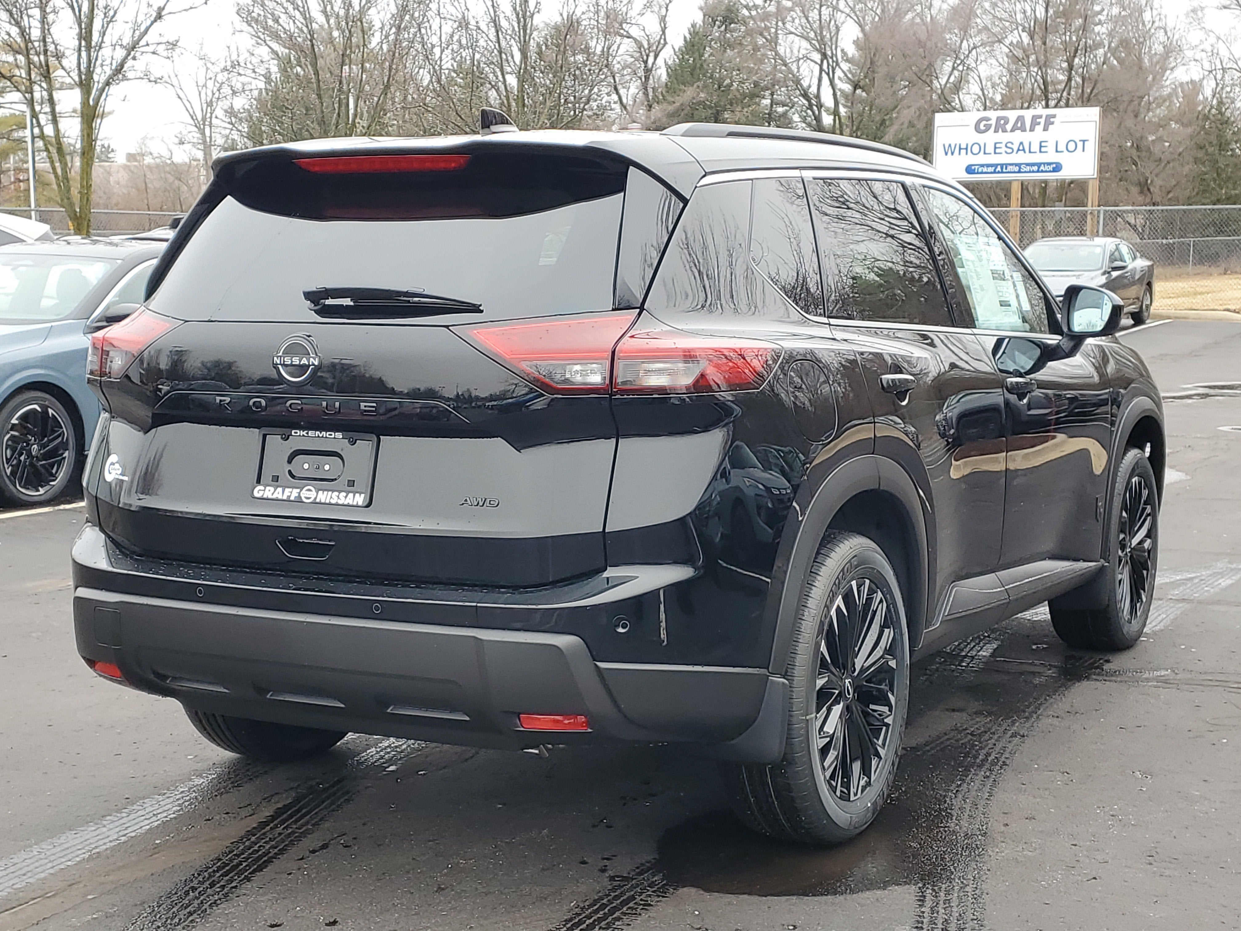 2026 Nissan Rogue Dark Armor™