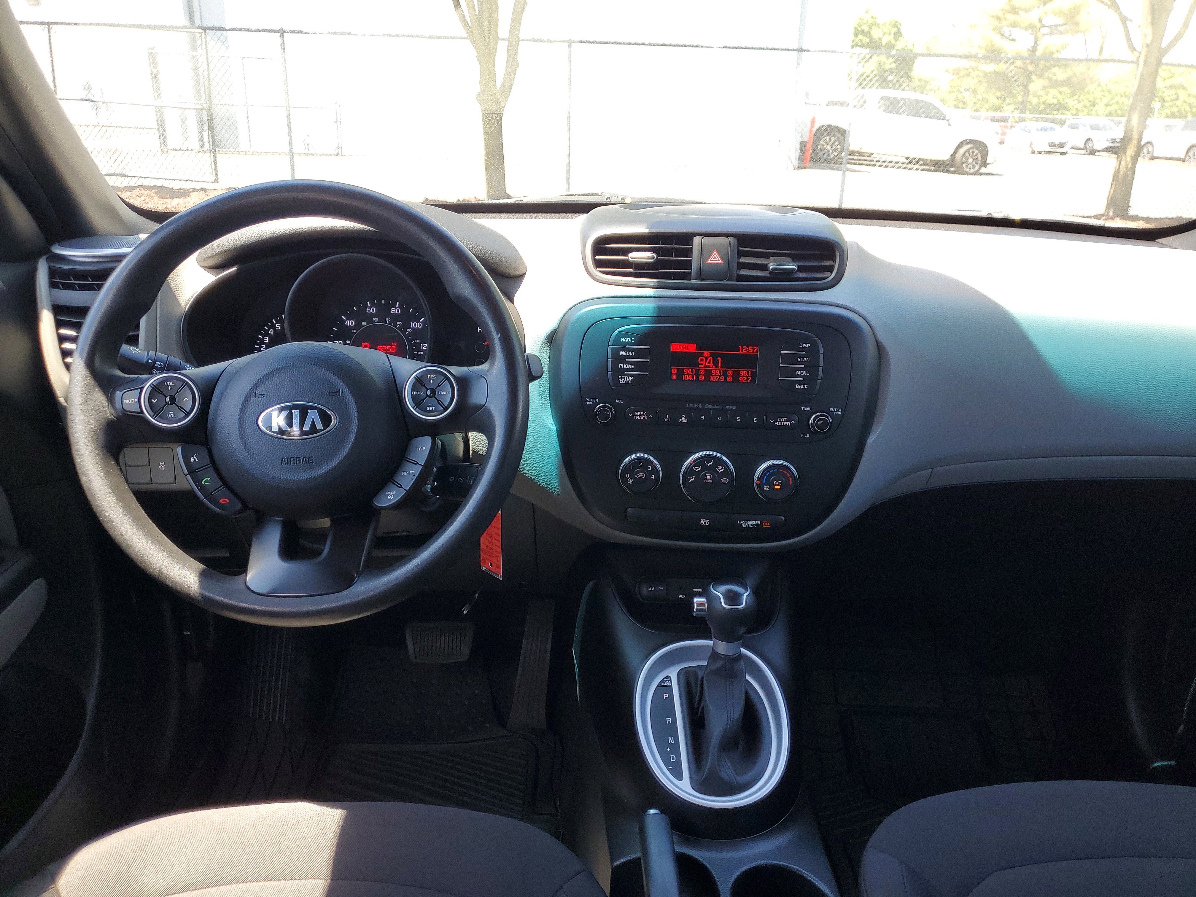 2016 Kia Soul Base