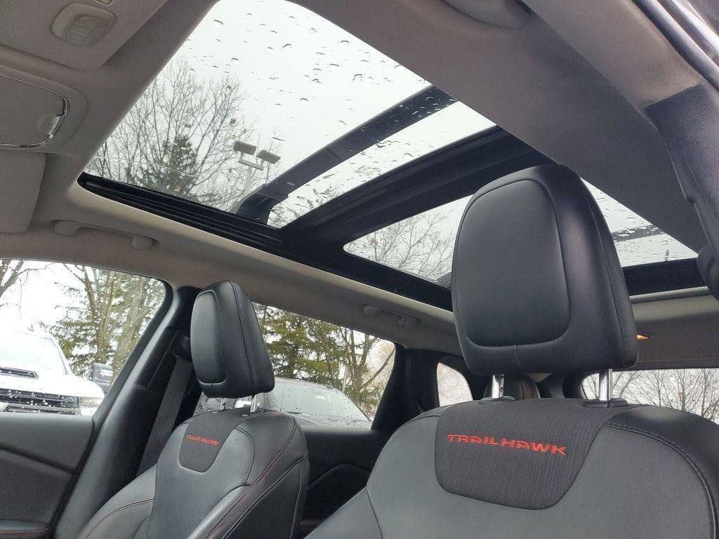 2016 Jeep Cherokee Trailhawk