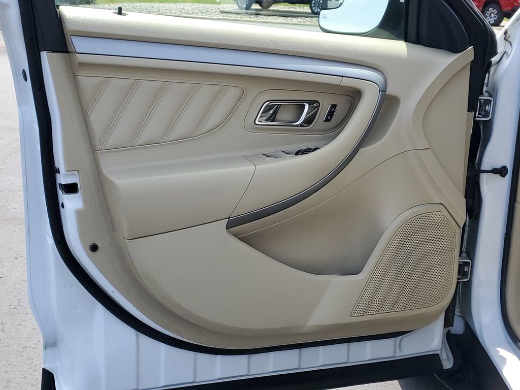 2016 Ford Taurus SEL