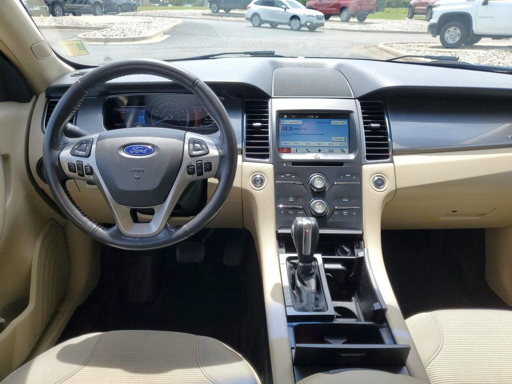 2016 Ford Taurus SEL