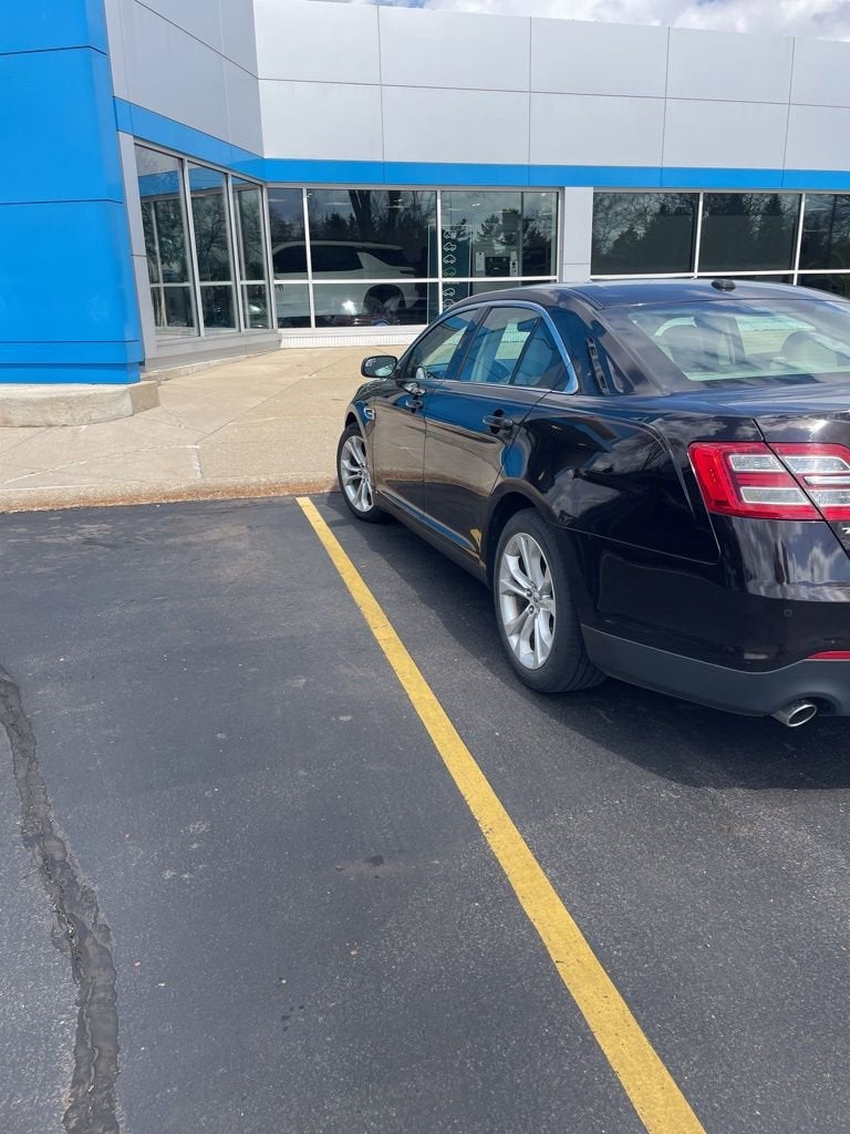 2013 Ford TAURUS SEL