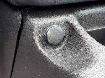 2000 Saturn SL BASE