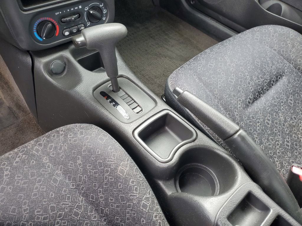 2000 Saturn SL BASE