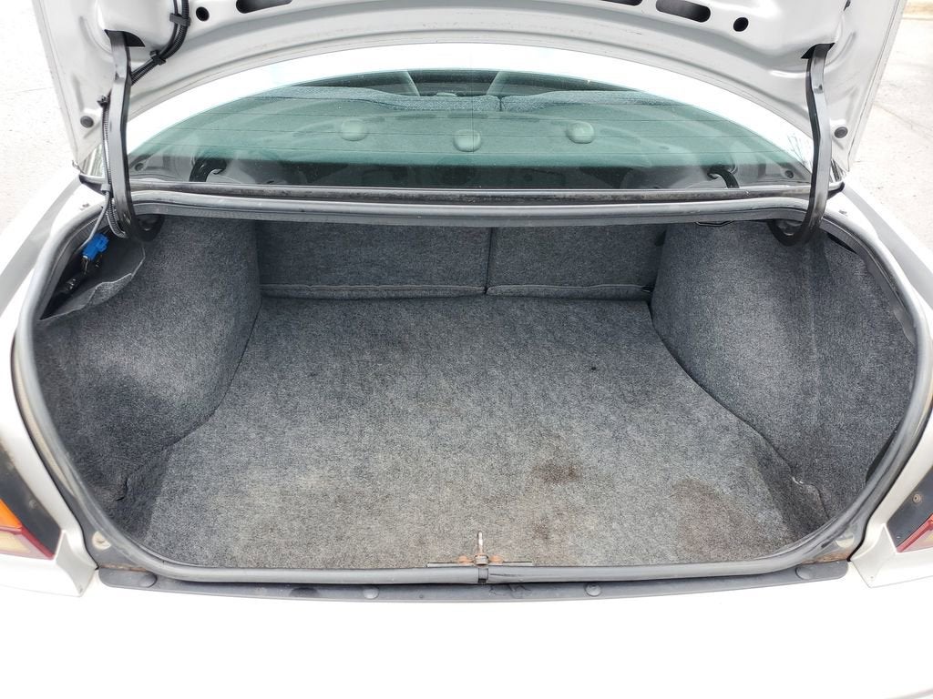 2000 Saturn SL BASE