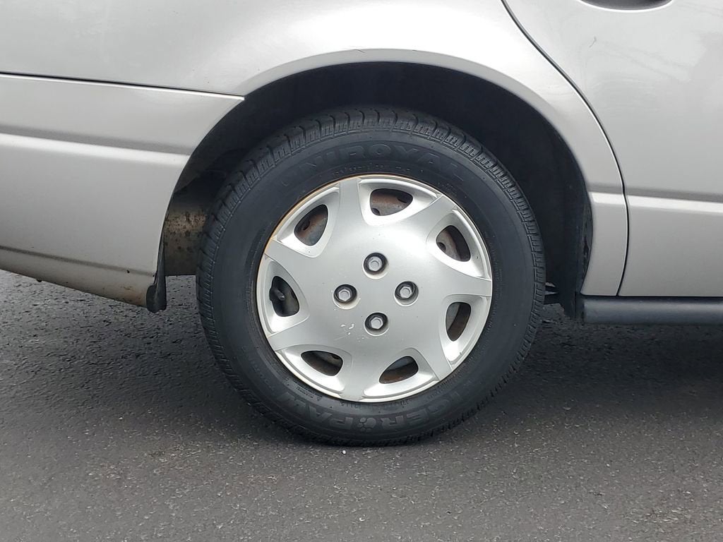 2000 Saturn SL BASE