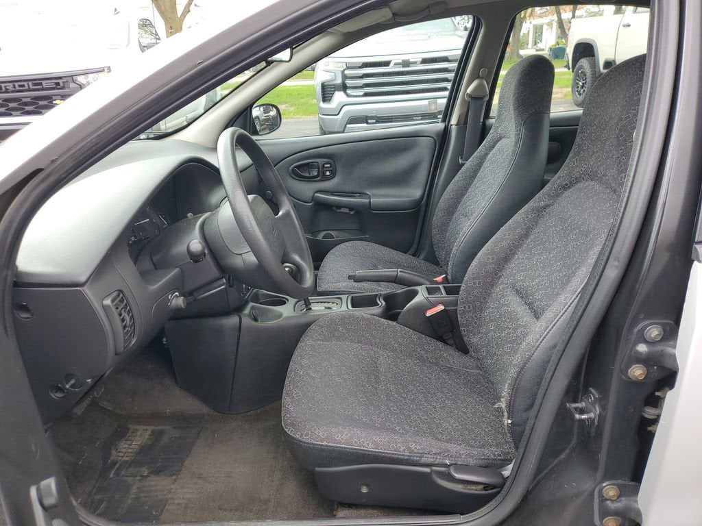 2000 Saturn SL BASE