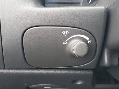 2000 Saturn SL BASE