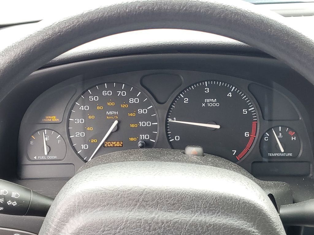 2000 Saturn SL BASE