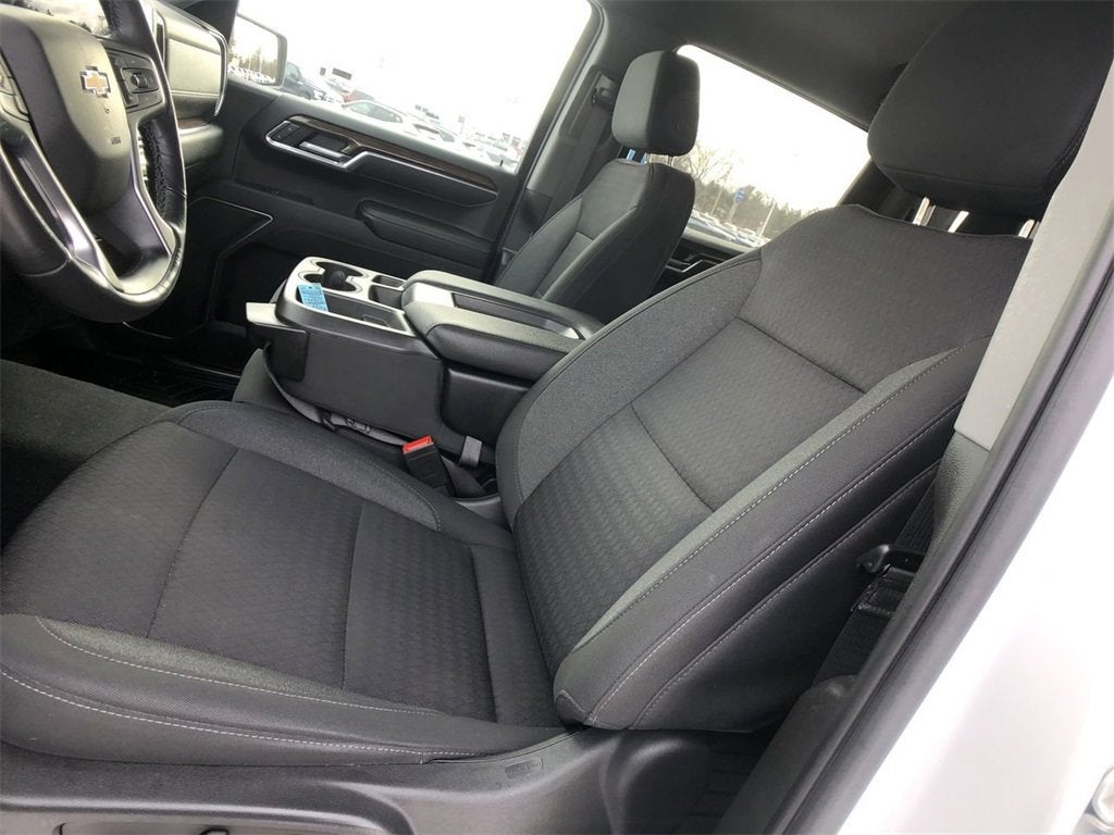 2022 Chevrolet Silverado 1500 LT (2FL)