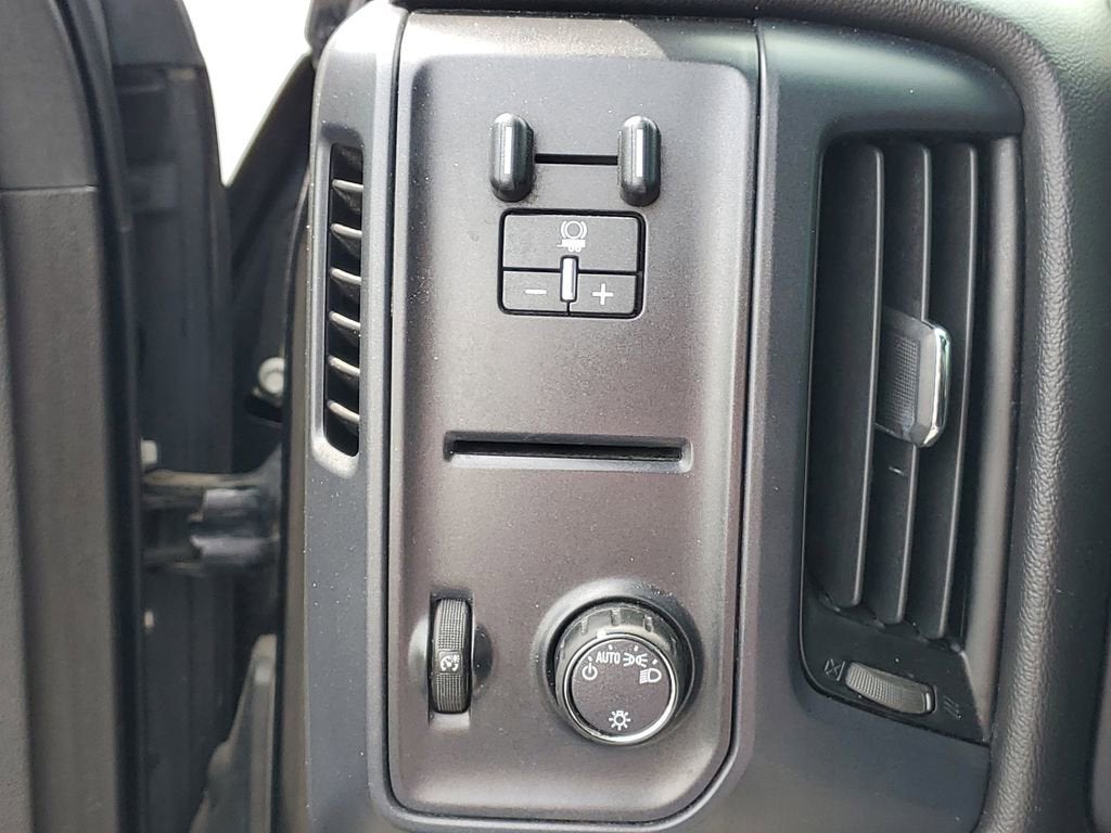2017 Chevrolet Silverado 1500 Custom