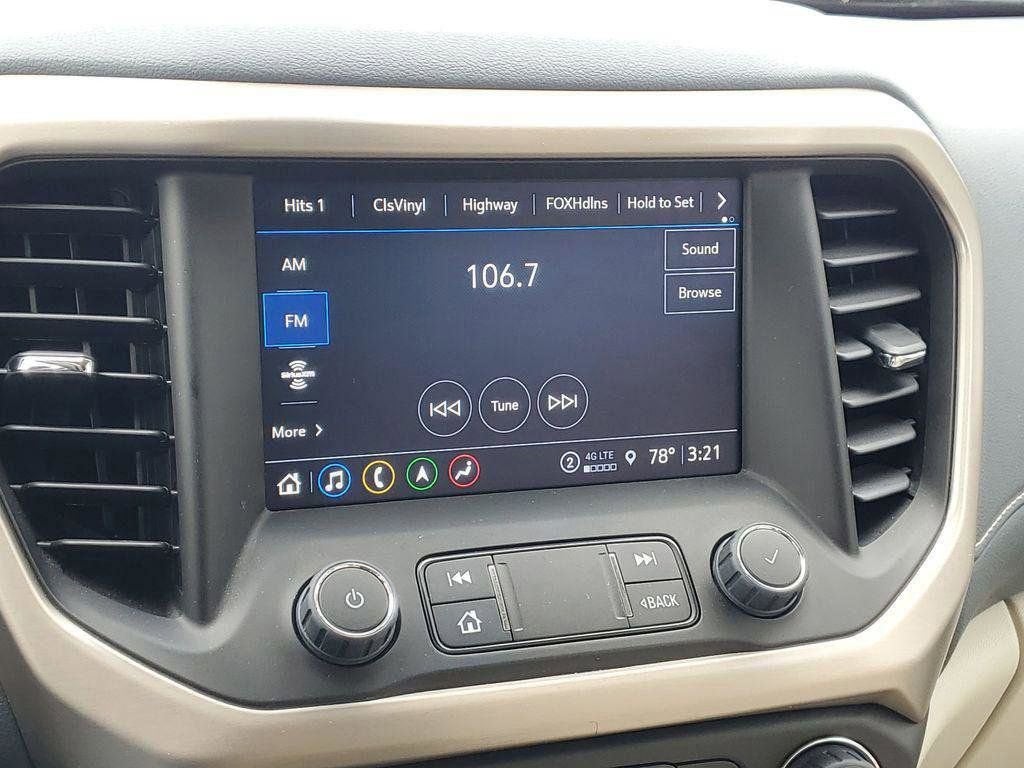 2023 GMC Acadia Denali
