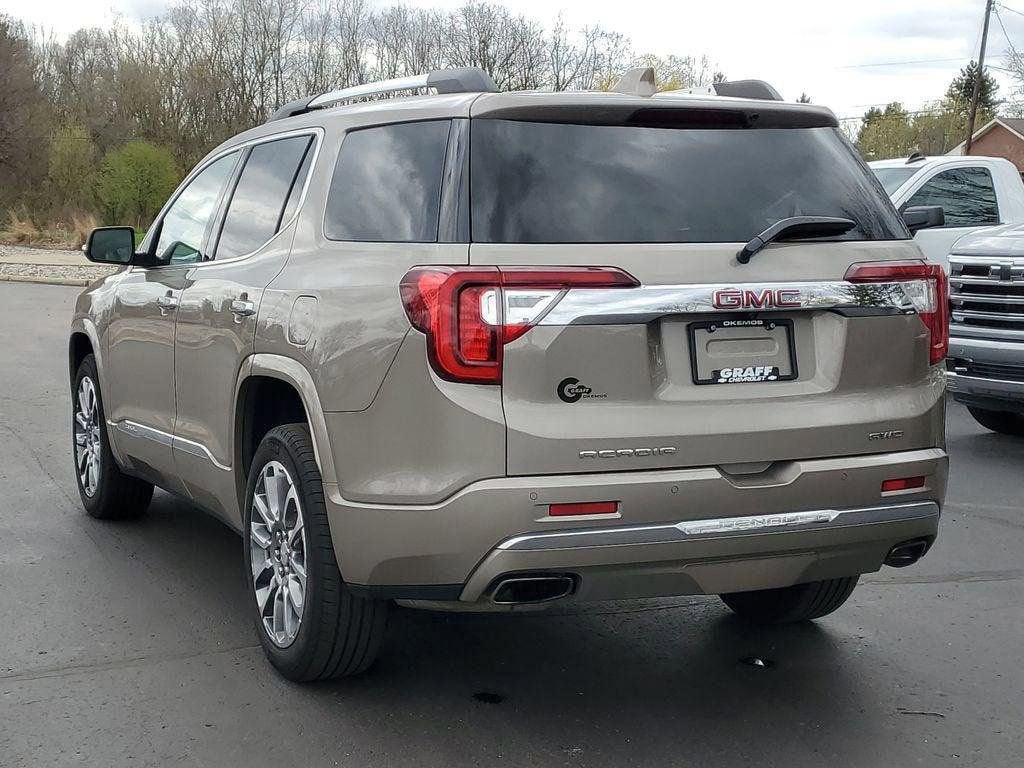 2023 GMC Acadia Denali
