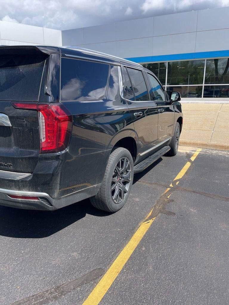 2024 GMC Yukon SLT
