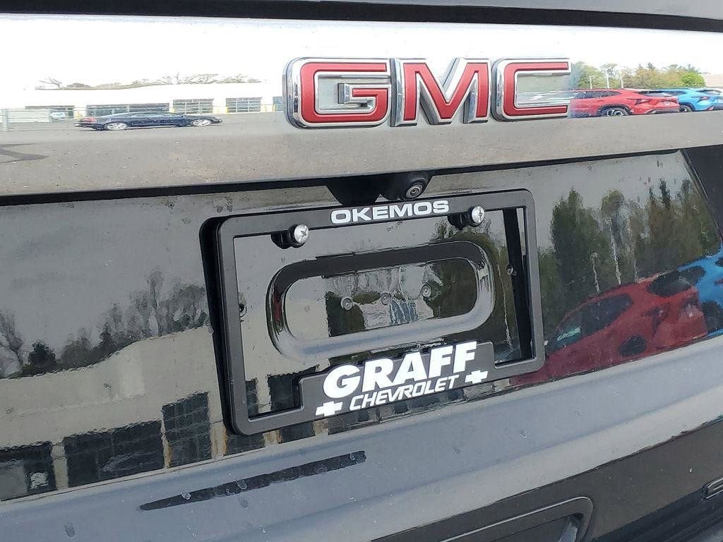 2024 GMC Yukon SLT