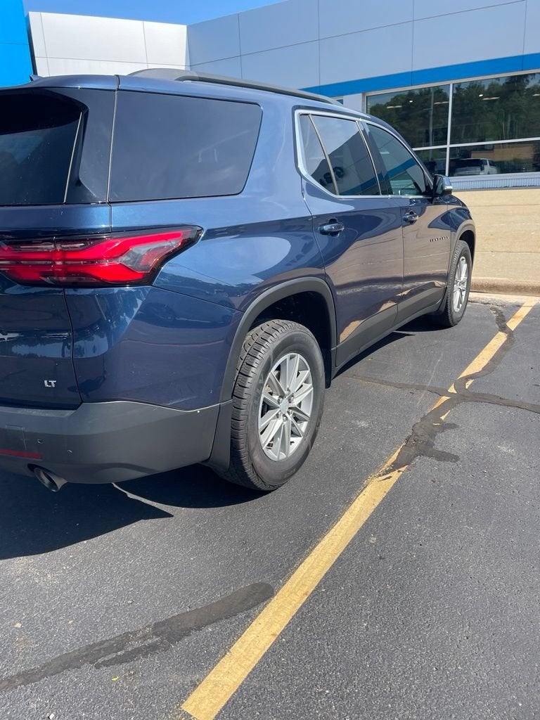 2022 Chevrolet Traverse LT Cloth