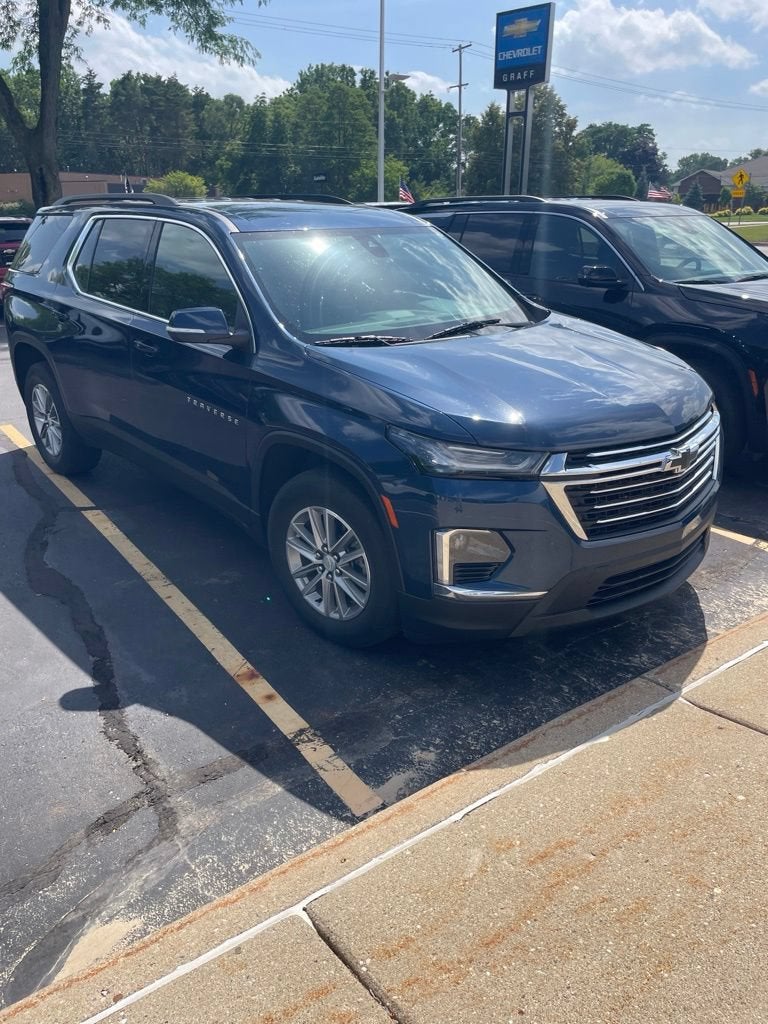 2023 Chevrolet Traverse LT Cloth