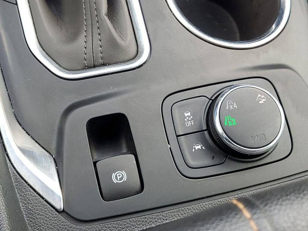 2021 Chevrolet Traverse LT Leather