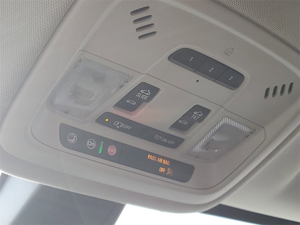 2021 Chevrolet Traverse RS