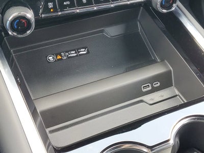 2025 Chevrolet Suburban RST