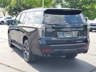 2025 Chevrolet Suburban RST