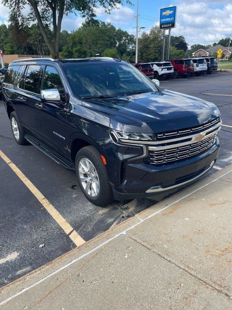 2023 Chevrolet Suburban Premier