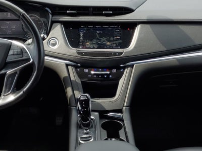 2023 Cadillac XT5 FWD Premium Luxury