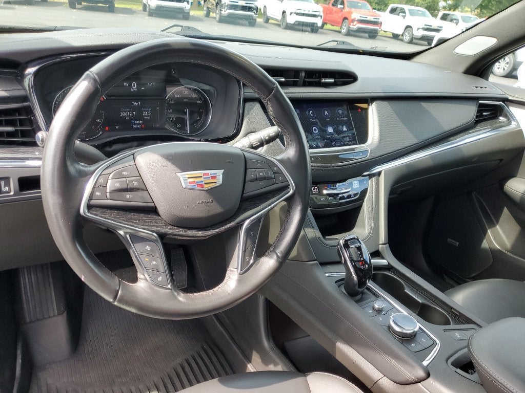 2023 Cadillac XT5 FWD Premium Luxury