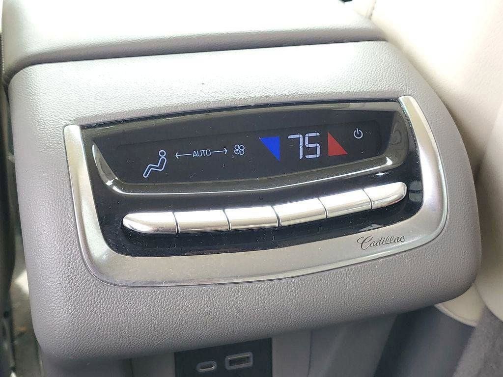 2022 Cadillac XT6 Premium Luxury