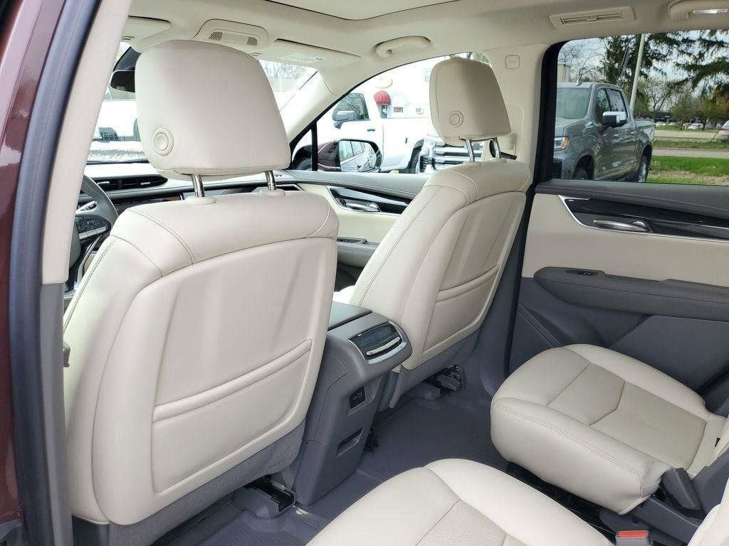 2022 Cadillac XT6 Premium Luxury