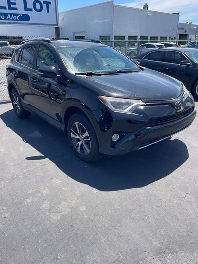 2017 Toyota RAV4 XLE