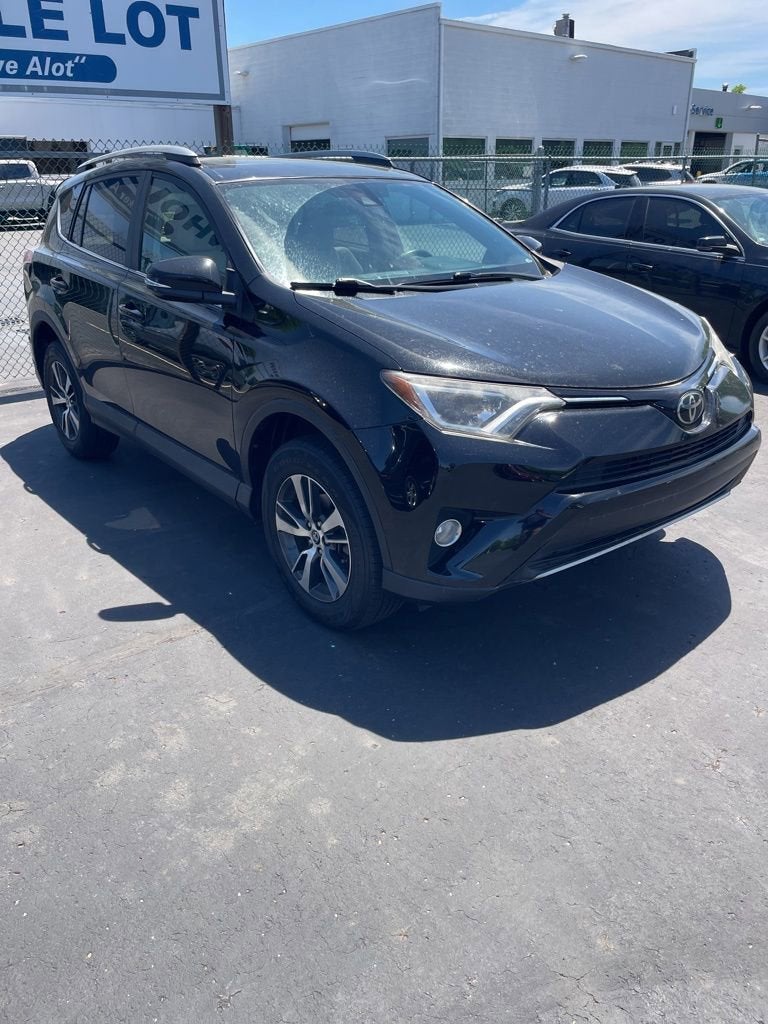 2017 Toyota RAV4 XLE