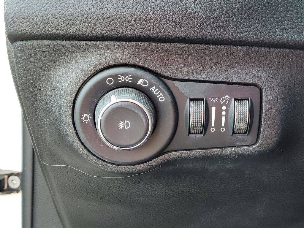 2018 Jeep Compass Latitude FWD