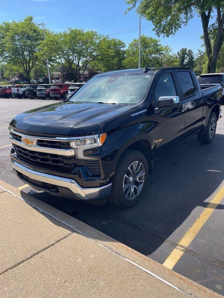 2024 Chevrolet Silverado 1500 LT (2FL)
