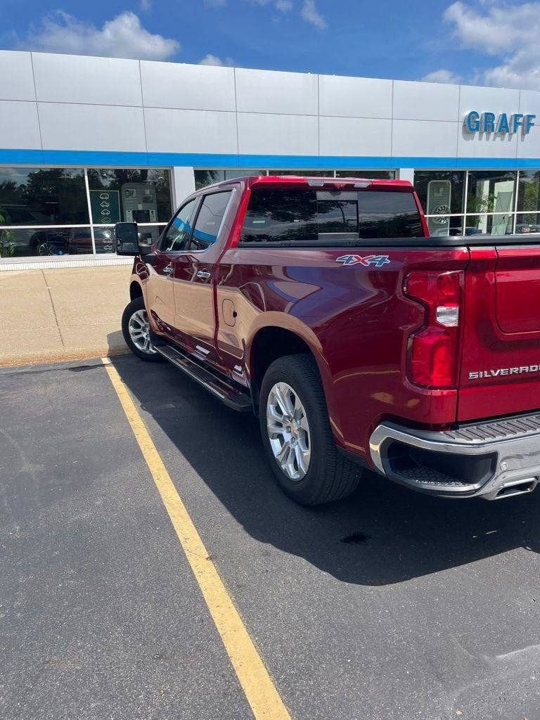 2024 Chevrolet Silverado 1500 LTZ