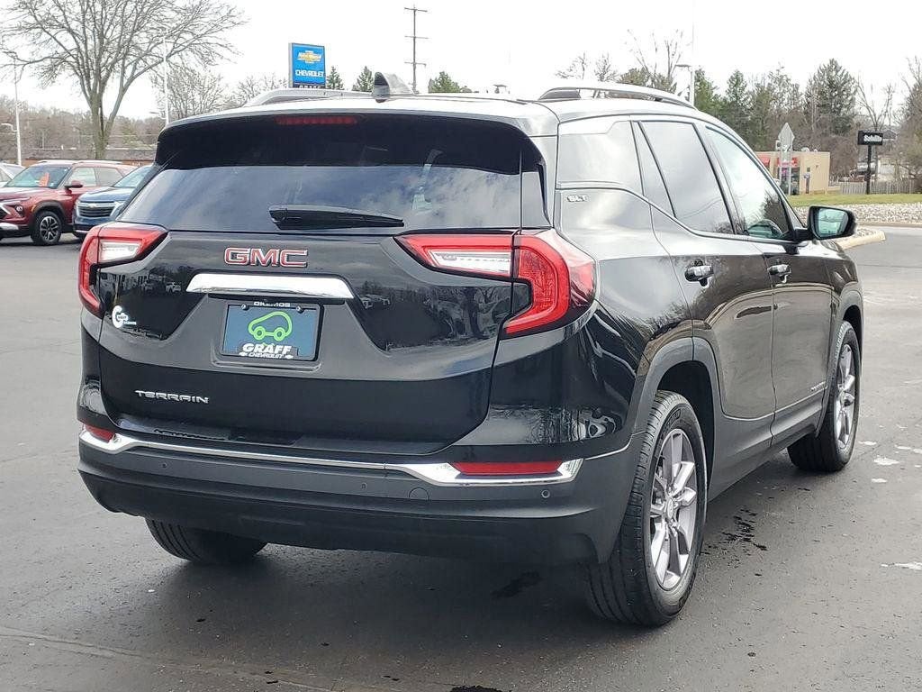 2023 GMC Terrain SLT