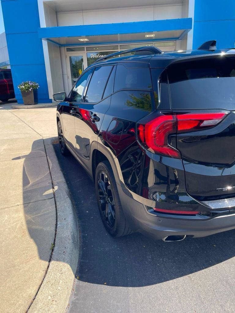 2020 GMC Terrain SLT