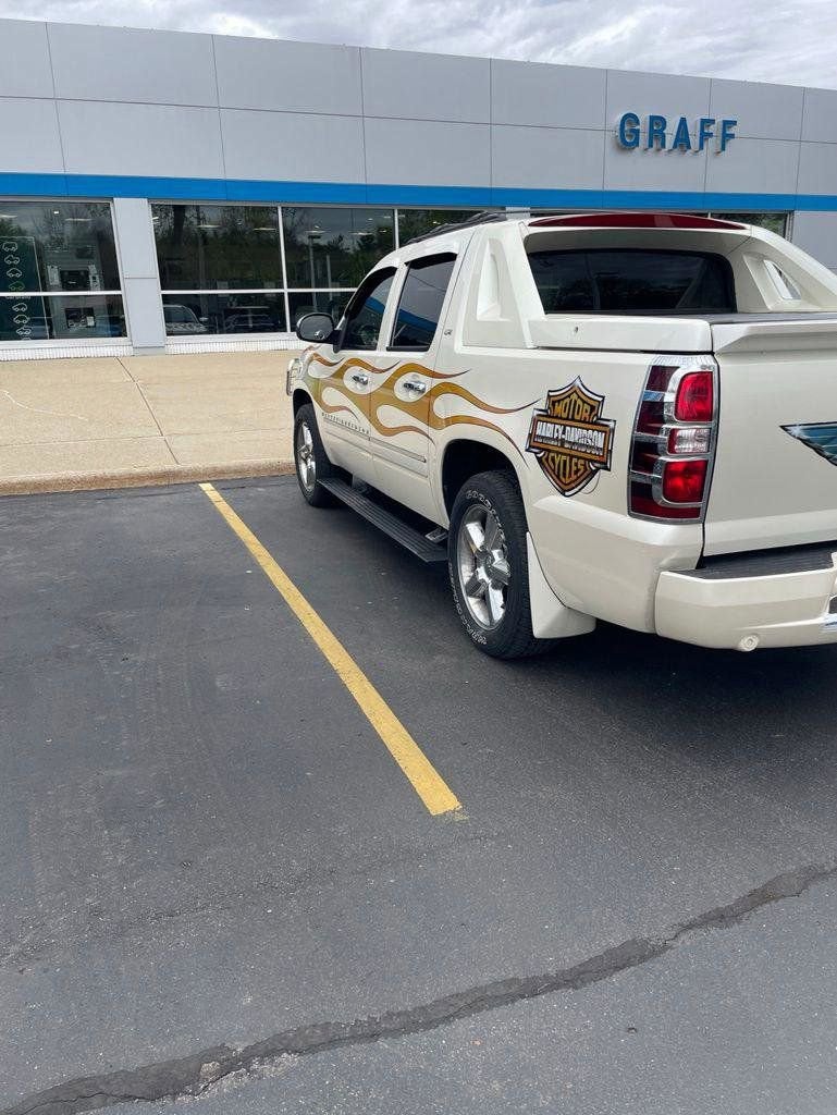 2012 Chevrolet Avalanche LTZ