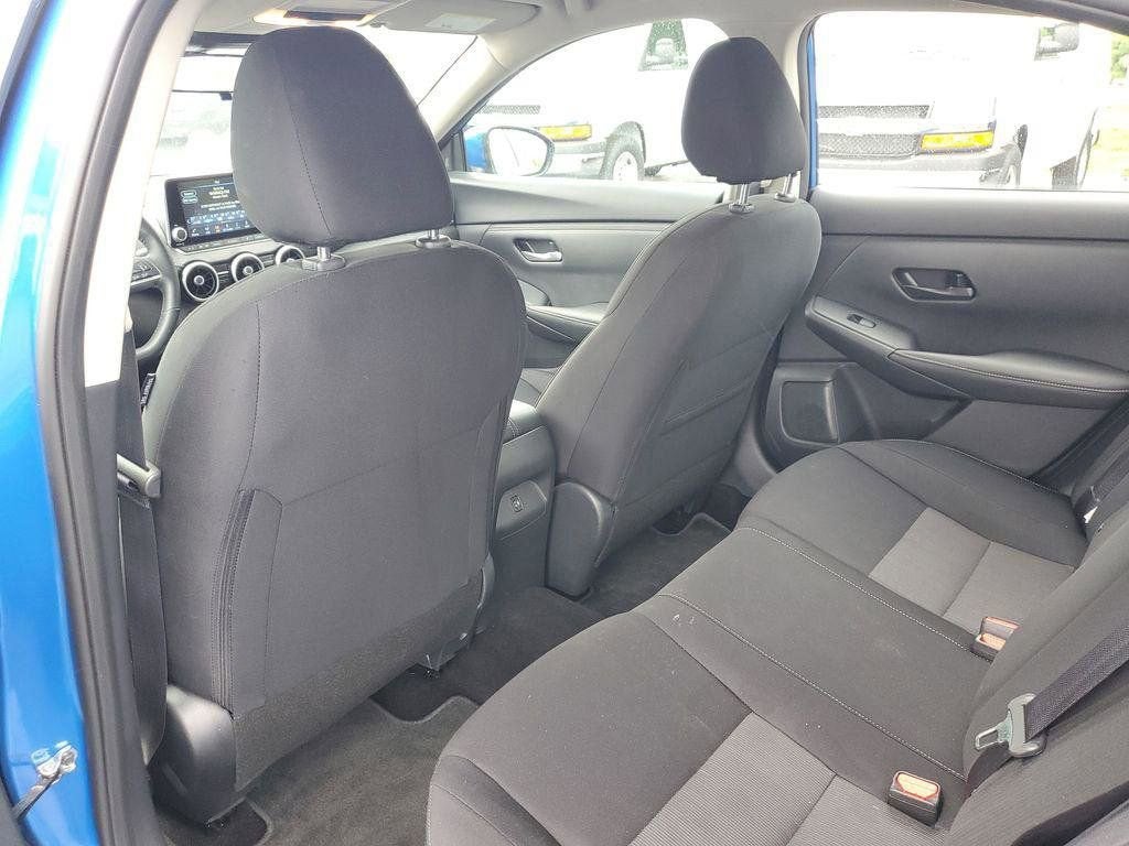 2024 Nissan Sentra SV Xtronic CVT