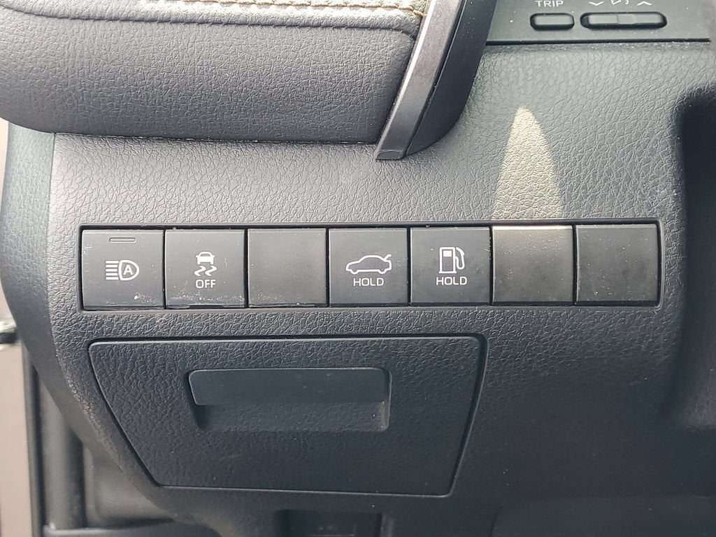 2020 Toyota Camry LE AWD