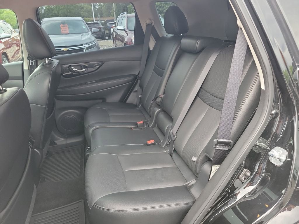 2017 Nissan Rogue SL