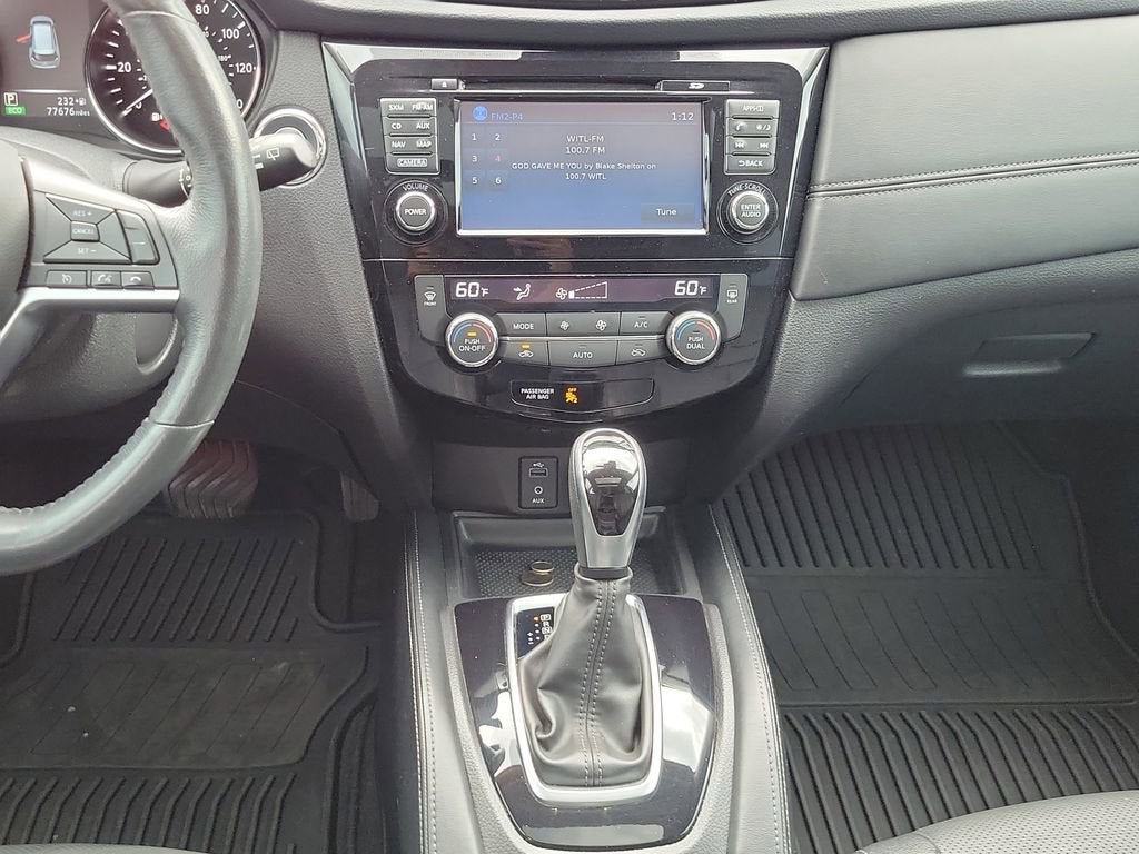 2017 Nissan Rogue SL