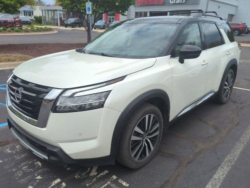 2024 Nissan Pathfinder Platinum 4WD