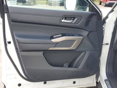 2024 Nissan Pathfinder Platinum 4WD