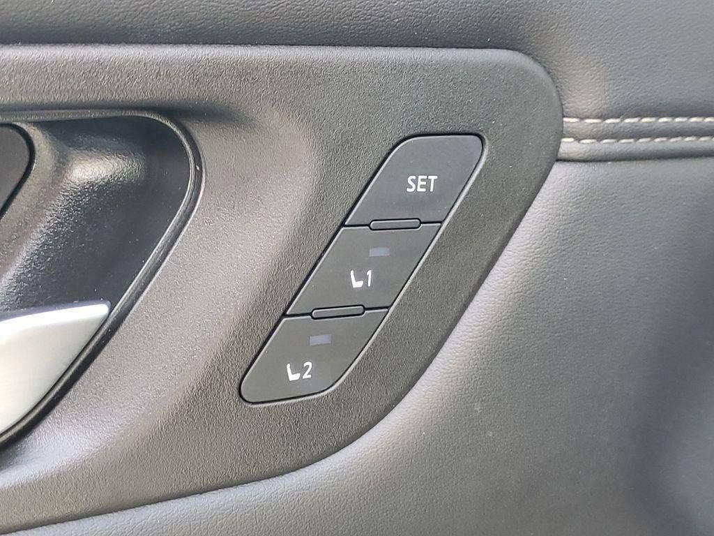 2024 Nissan Pathfinder Platinum 4WD