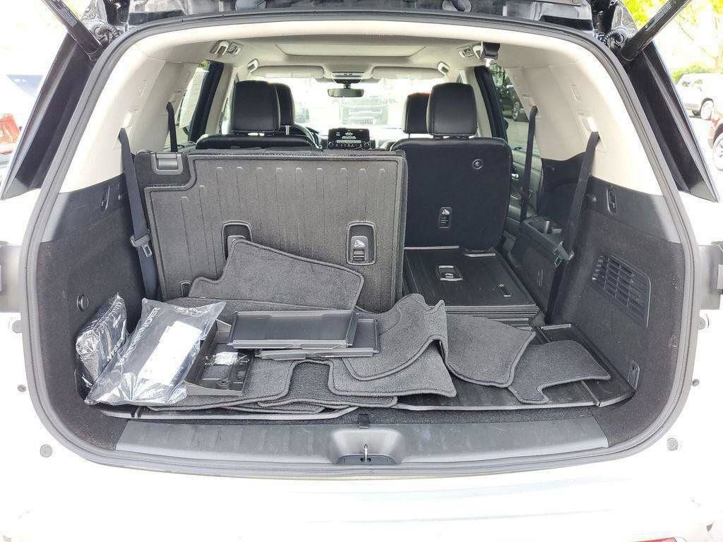 2024 Nissan Pathfinder Platinum 4WD