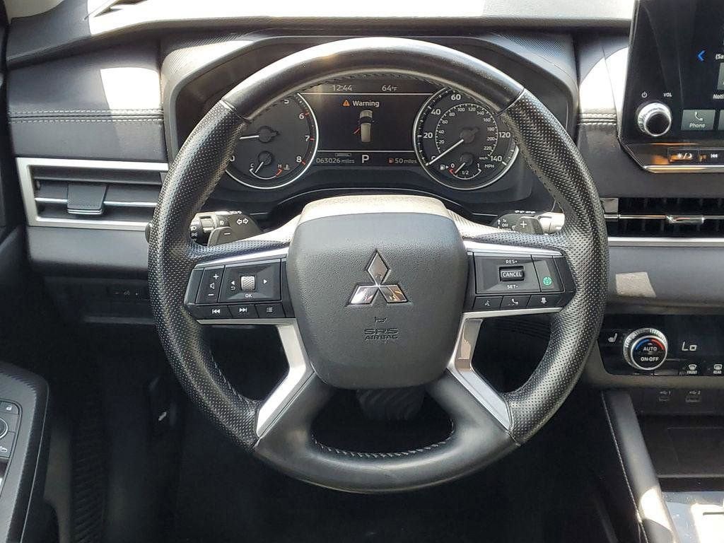 2024 Mitsubishi Outlander SE