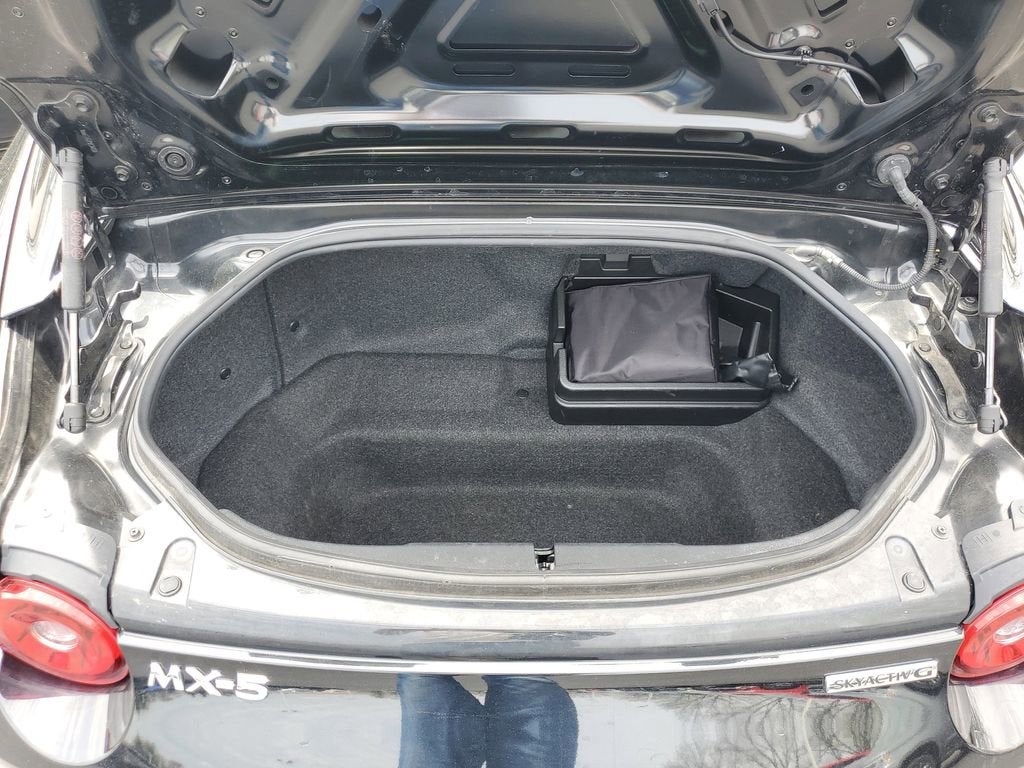 2025 Mazda Mazda MX-5 Miata RF Grand Touring