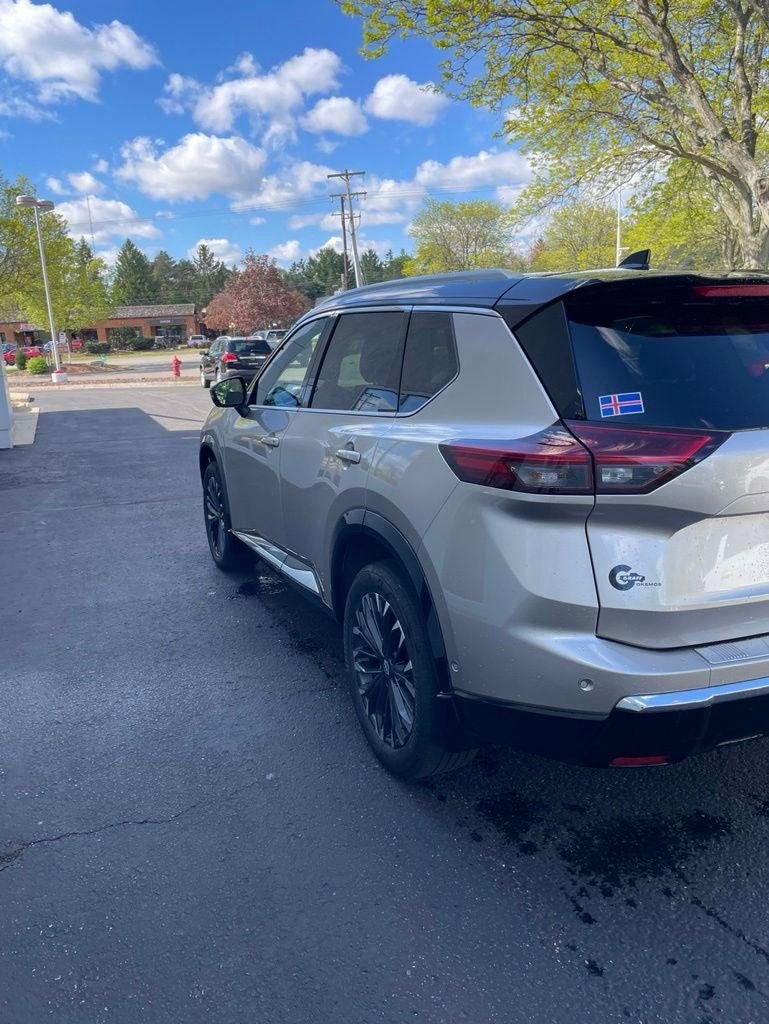 2024 Nissan Rogue Platinum Intelligent AWD